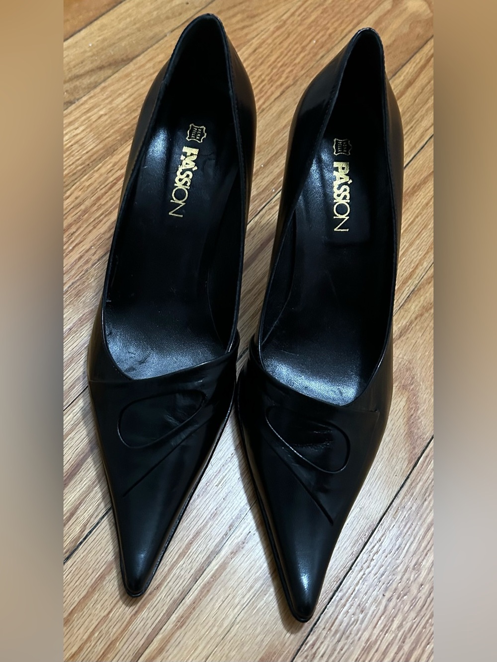 Passion Black Pointed Toe Pumps with Subtle Loop Detail made in Italy.